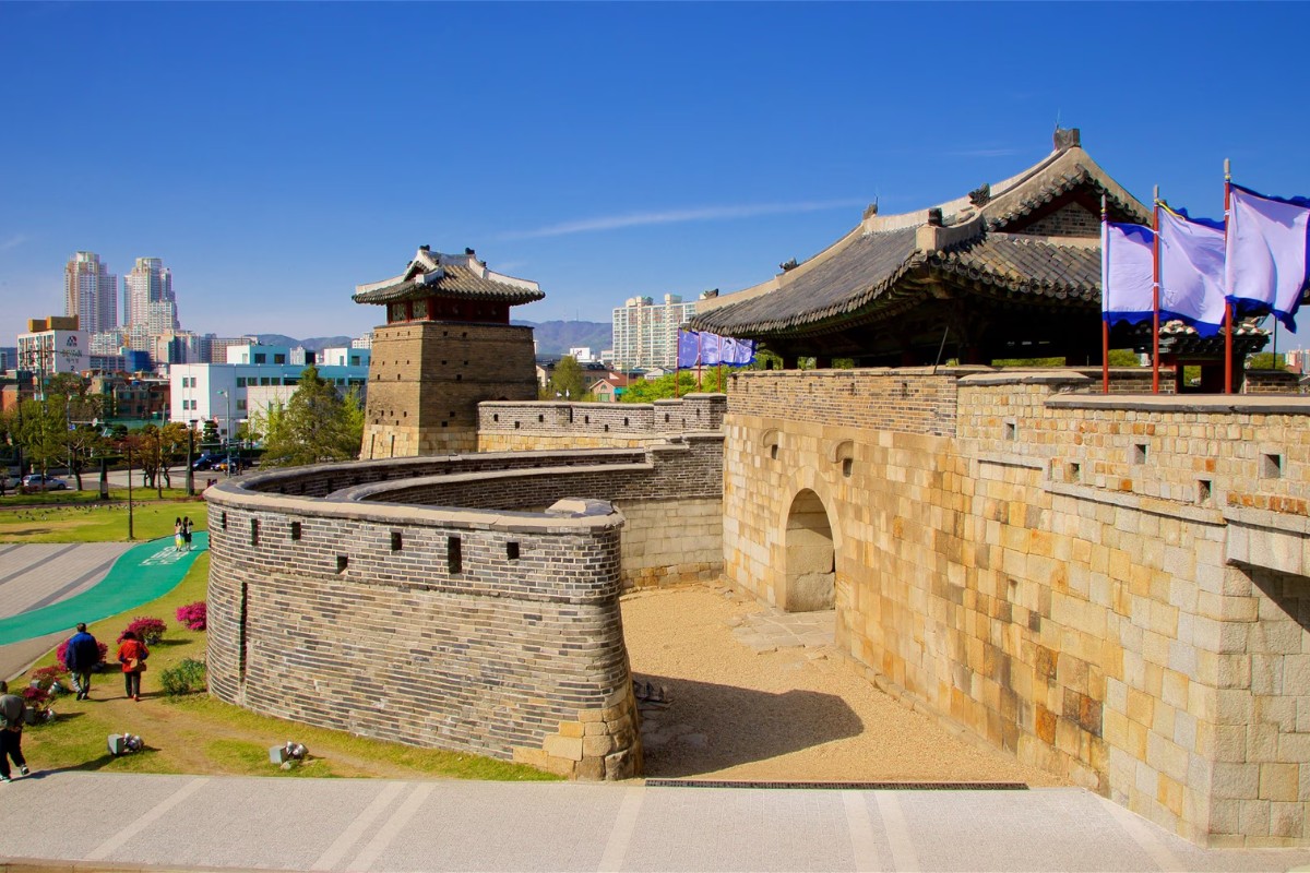 Cong Hwaseomun